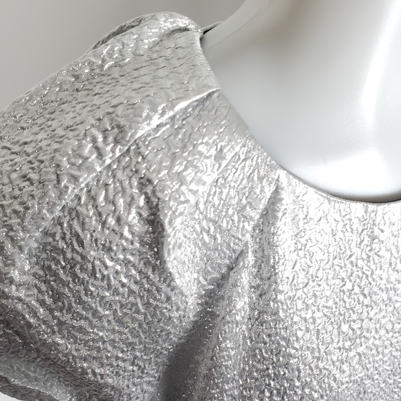 St John Metallic Crinkle Texture Cocktail Dress - Picture 8 of 8